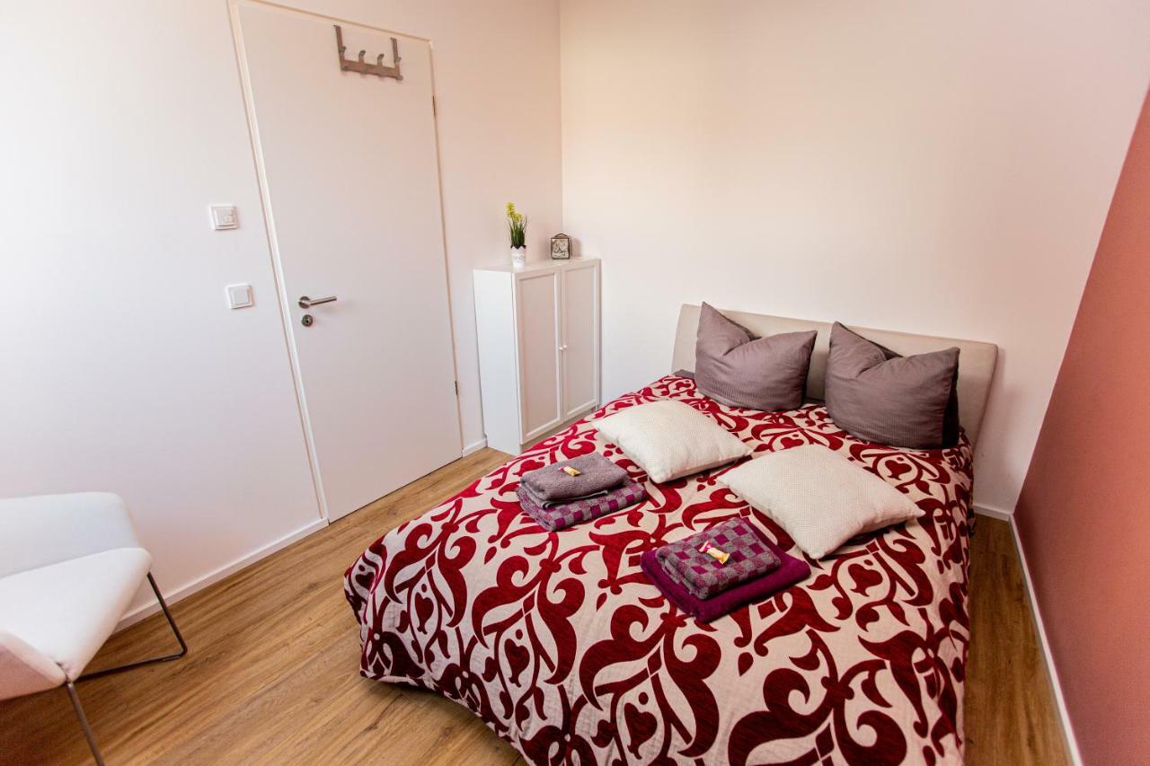 Eckhof Domizil - Grosszuegige Ferienwohnung Mit Kleinem Garten In Der Altstadt Von Gotha Eksteriør billede